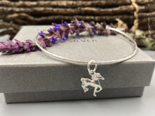 Load image into Gallery viewer, Horse skinny stacker bangle in Sterling Silver
