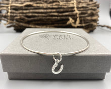 Load image into Gallery viewer, Horseshoe skinny stacker bangle in Sterling Silver
