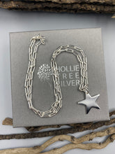 Load image into Gallery viewer, Star charm trace chain necklace in Sterling Silver
