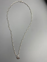 Load image into Gallery viewer, Bird charm trace chain necklace in Sterling Silver
