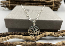 Load image into Gallery viewer, Hearts charm trace chain necklace in Sterling Silver
