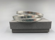 Load image into Gallery viewer, Sterling silver linear texture flat stacker bangle
