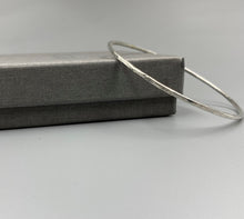Load image into Gallery viewer, Sterling silver dimple square stacker bangle
