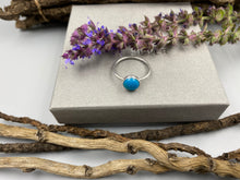 Load image into Gallery viewer, Turquoise ring made with Sterling Silver
