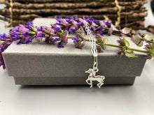 Load image into Gallery viewer, Horse charm skinny trace chain necklace in Sterling Silver
